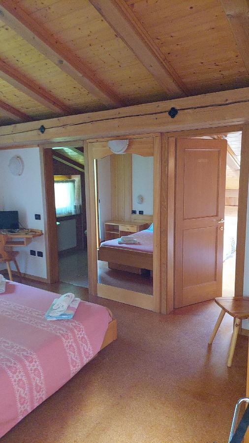 Albergo Scoiattolo Tret Bagian luar foto